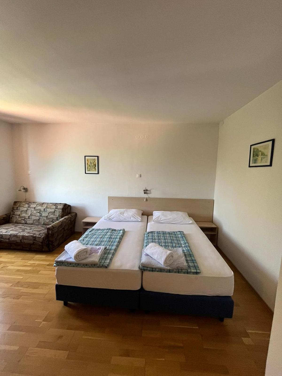 Bed&Breakfast Villa Eva Omišalj Habitación foto