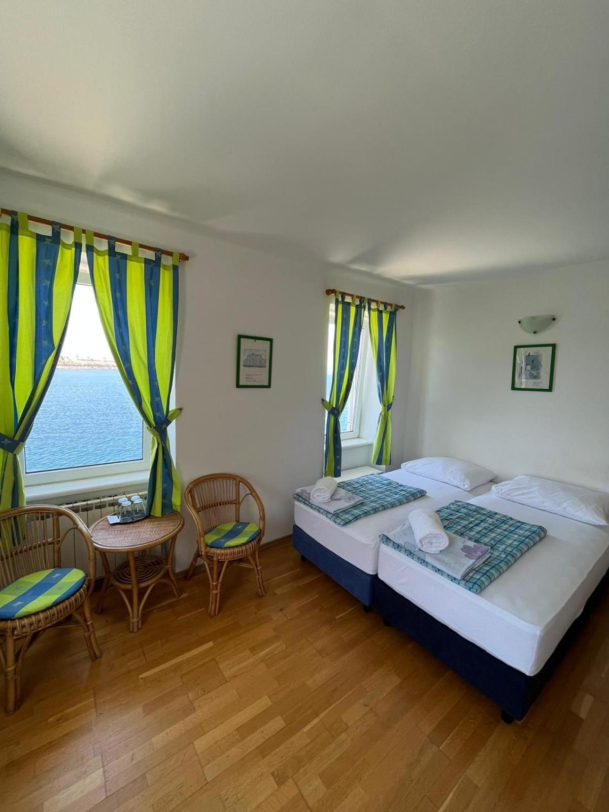 Bed&Breakfast Villa Eva Omišalj Habitación foto