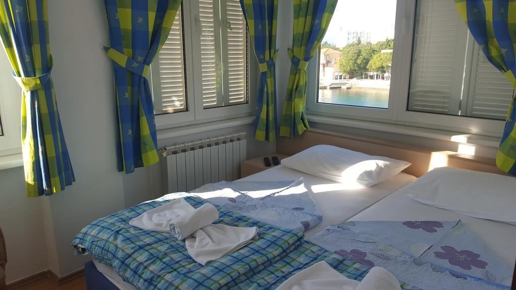Bed&Breakfast Villa Eva Omišalj Habitación foto